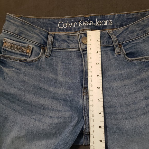 Calvin Klein Jeans Bermuda Shorts Womens 27 Blue Denim Light Wash Stretch - Picture 9 of 11